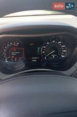 Седан Lincoln MKZ 2013 в 