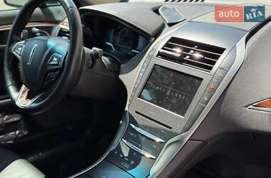Седан Lincoln MKZ 2013 в 