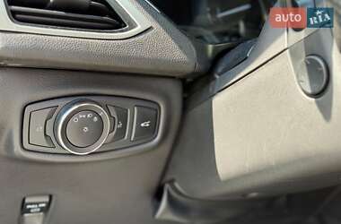 Седан Lincoln MKZ 2013 в 