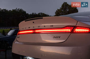 Седан Lincoln MKZ 2016 в 