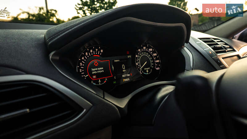 Седан Lincoln MKZ 2016 в Умани