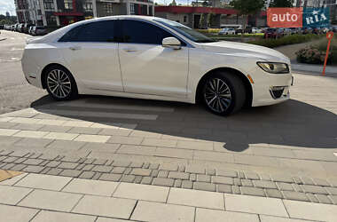 Седан Lincoln MKZ 2016 в 