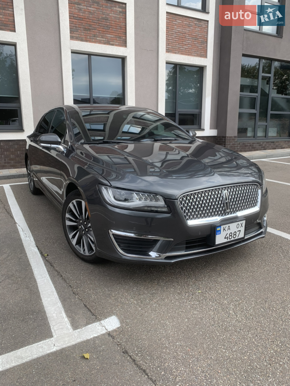 2019 Lincoln MKZ - мініатюра 16