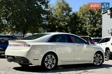 Седан Lincoln MKZ 2013 в 