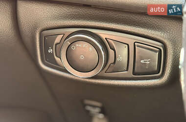 Седан Lincoln MKZ 2013 в 