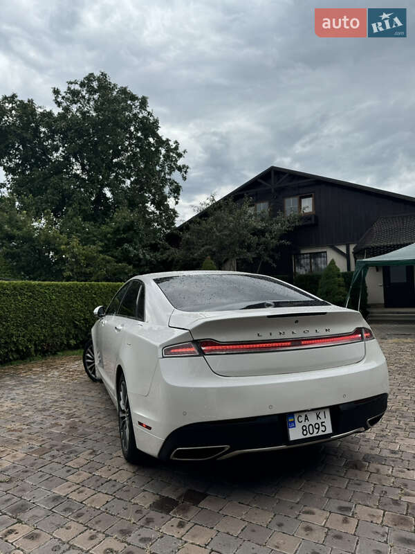 Седан Lincoln MKZ 2018 в Кременчуге