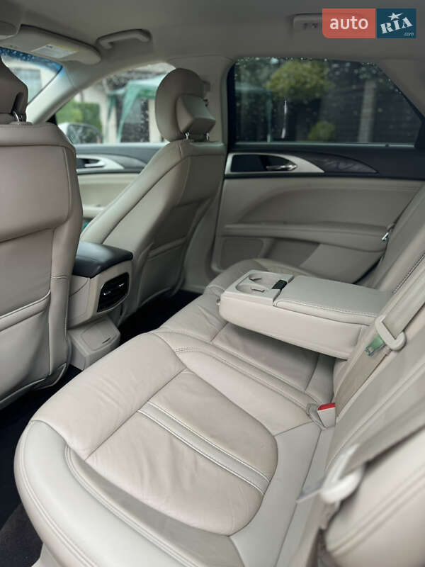 Седан Lincoln MKZ 2018 в Кременчуге