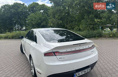 Седан Lincoln MKZ 2015 в 