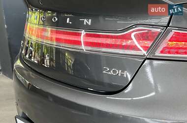 Седан Lincoln MKZ 2017 в 