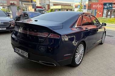 Седан Lincoln MKZ 2016 в 