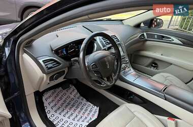Седан Lincoln MKZ 2016 в 
