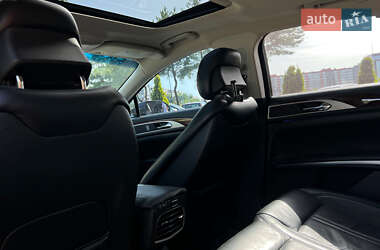 Седан Lincoln MKZ 2014 в 