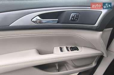 Седан Lincoln MKZ 2019 в Києві