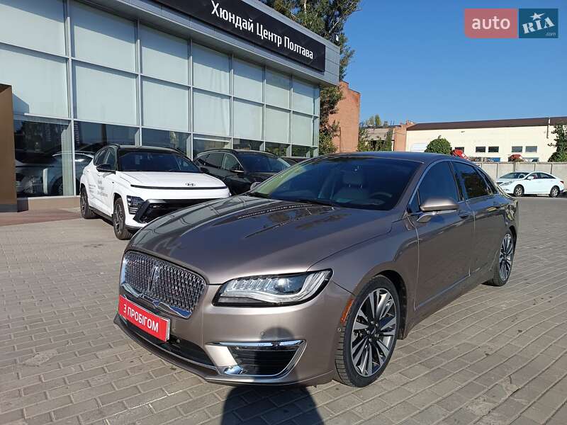Седан Lincoln MKZ 2019 в 