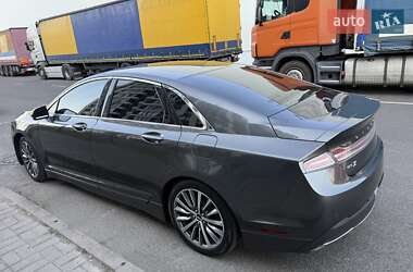 Седан Lincoln MKZ 2017 в 