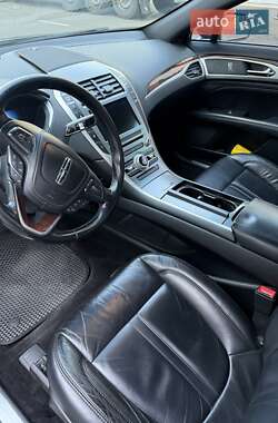 Седан Lincoln MKZ 2017 в 