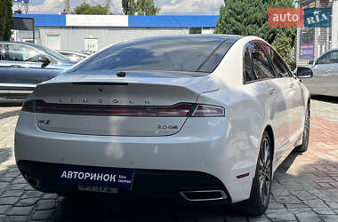 Седан Lincoln MKZ 2014 в 