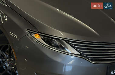 Седан Lincoln MKZ 2014 в 