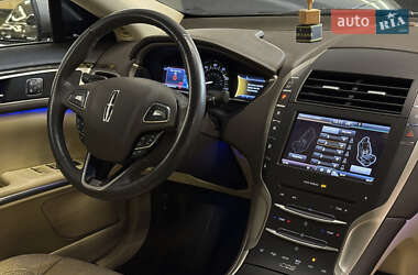 Седан Lincoln MKZ 2014 в 