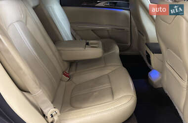 Седан Lincoln MKZ 2014 в 