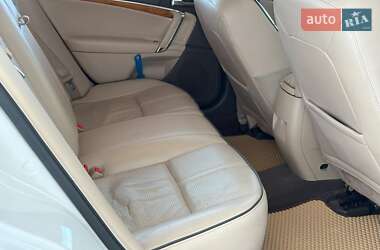 Седан Lincoln MKZ 2012 в 