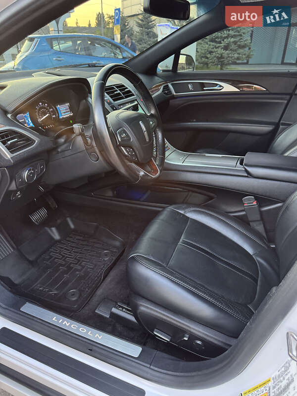 Седан Lincoln MKZ 2016 в Одессе