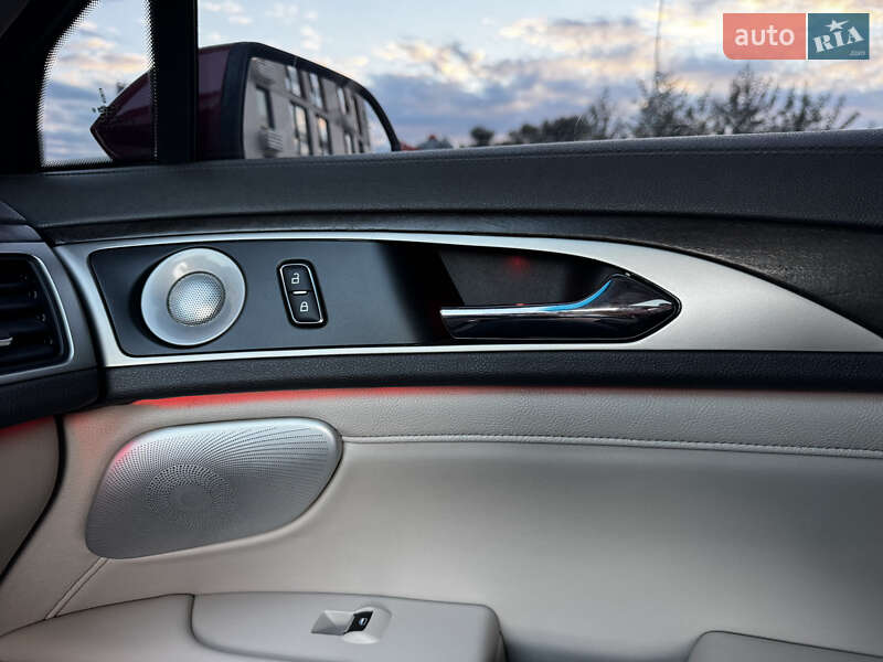 Седан Lincoln MKZ 2020 в Киеве