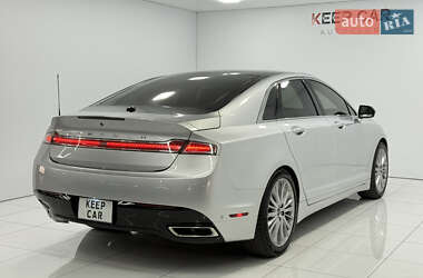 Седан Lincoln MKZ 2013 в 