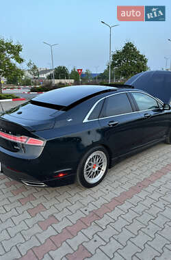Седан Lincoln MKZ 2014 в 