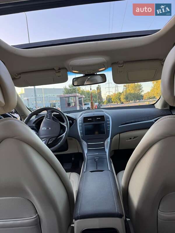 Седан Lincoln MKZ 2014 в Киеве