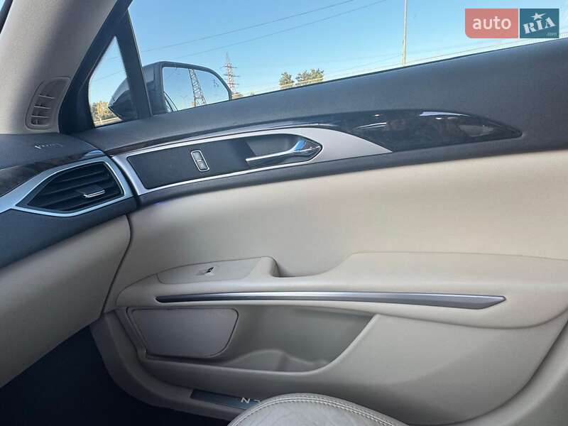 Седан Lincoln MKZ 2014 в Киеве