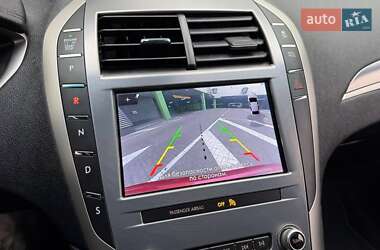 Седан Lincoln MKZ 2019 в 