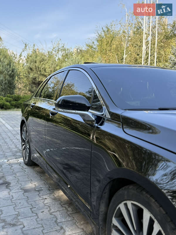 Седан Lincoln MKZ 2016 в Павлограде