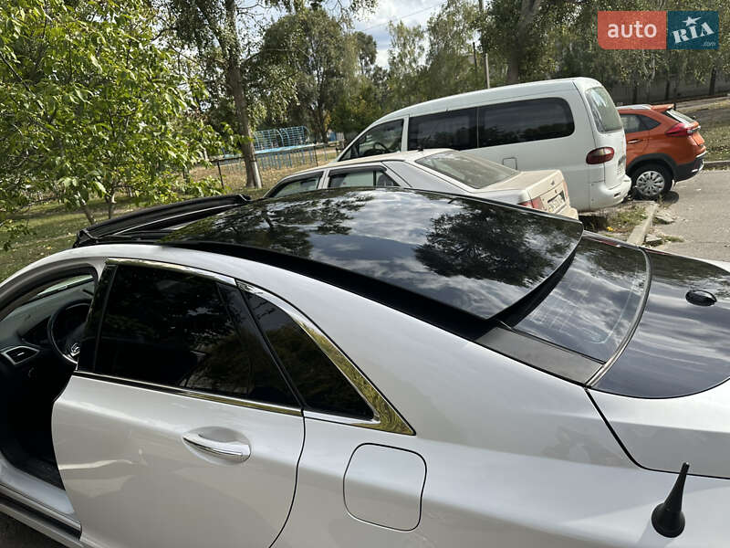 Седан Lincoln MKZ 2012 в Кременчуці