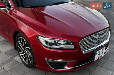 Седан Lincoln MKZ 2020 в 