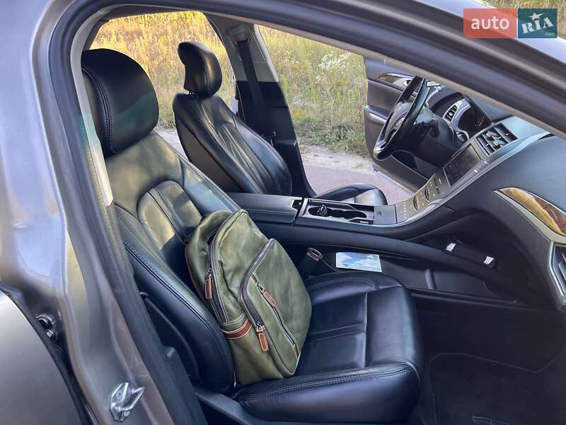 Седан Lincoln MKZ 2015 в Киеве