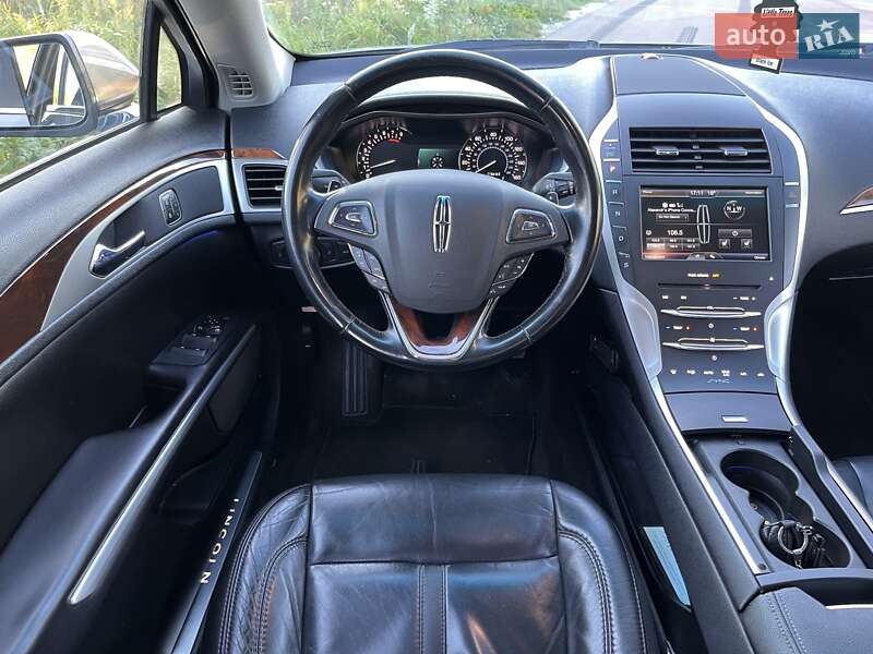 Седан Lincoln MKZ 2015 в Киеве