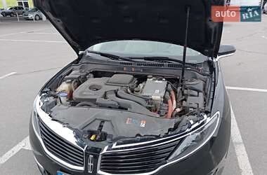 Седан Lincoln MKZ 2014 в 