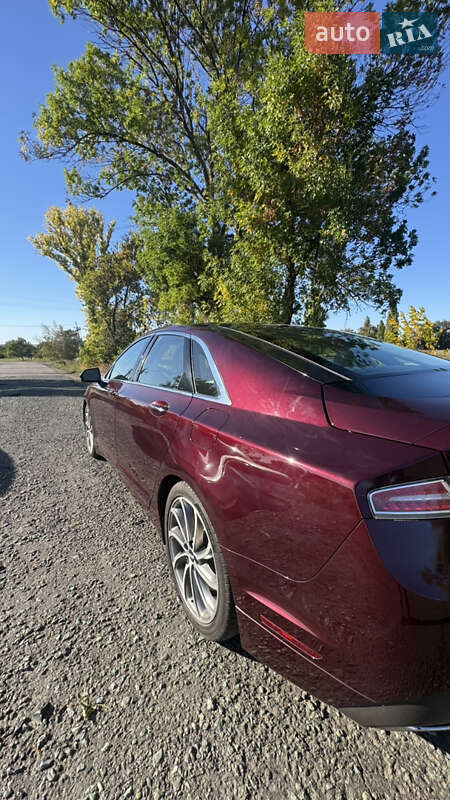 Седан Lincoln MKZ 2018 в 