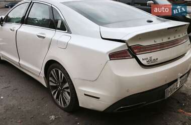 Седан Lincoln MKZ 2018 в 