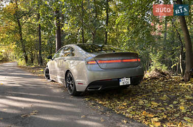 Седан Lincoln MKZ 2015 в 