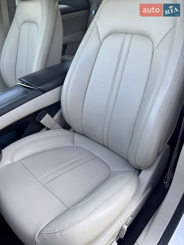 Седан Lincoln MKZ 2018 в Полтаве фото 26 Седан Lincoln MKZ 2018 в Полтаве