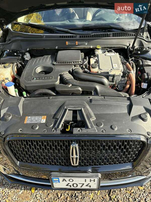 Седан Lincoln MKZ 2016 в Ужгороді