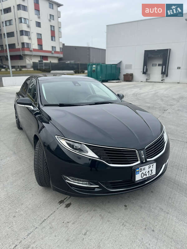 Lincoln MKZ 2014