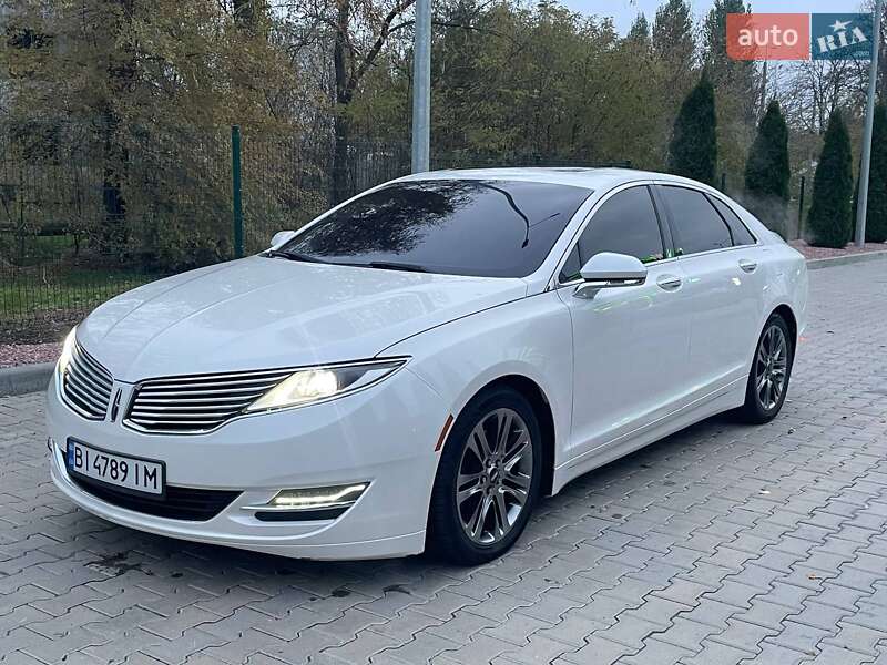 Lincoln MKZ 2014