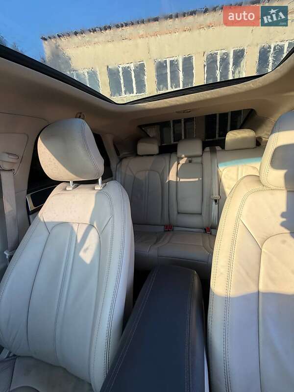 Седан Lincoln MKZ 2017 в Сокалі