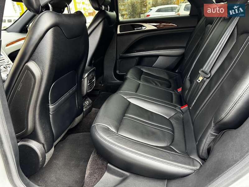 Седан Lincoln MKZ 2016 в Вінниці
