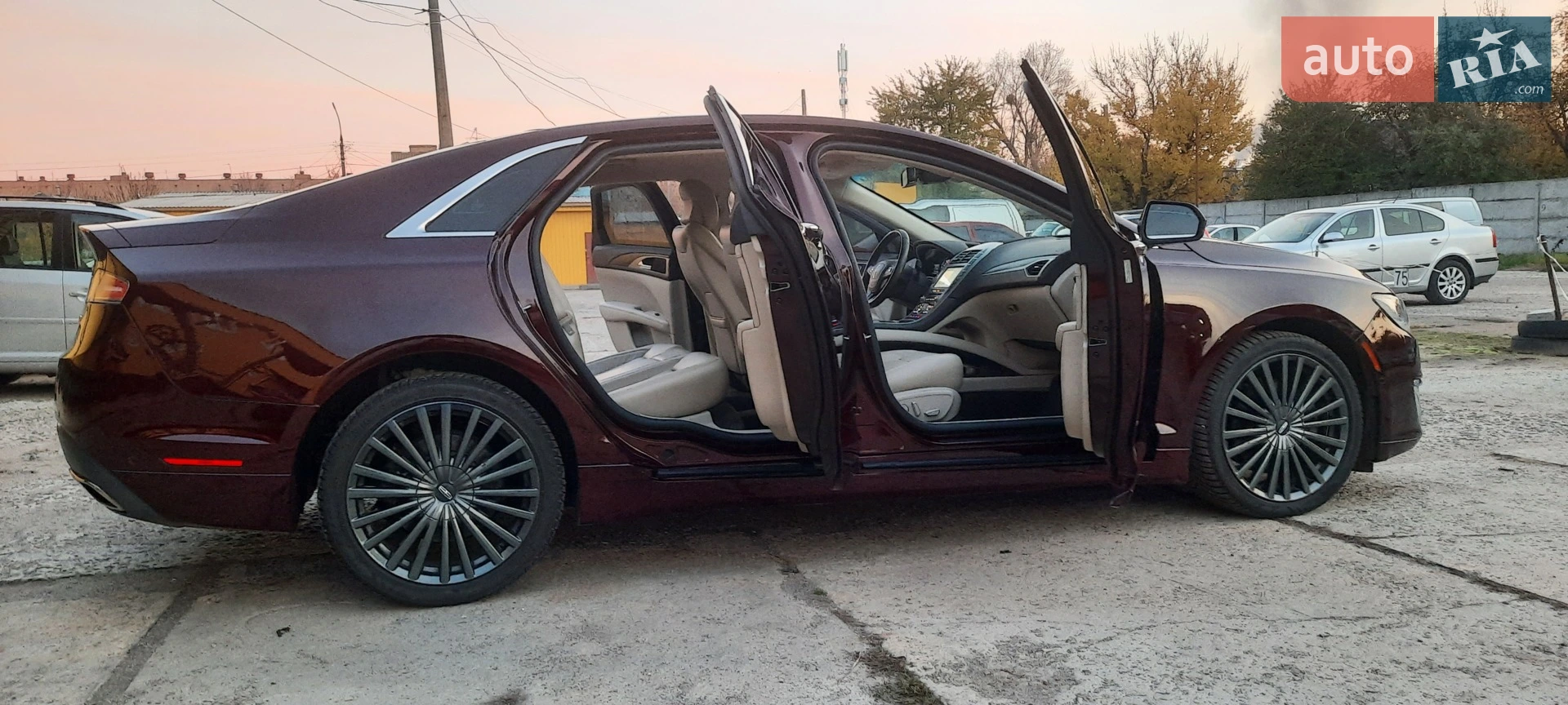 2017 Lincoln MKZ - мініатюра 22