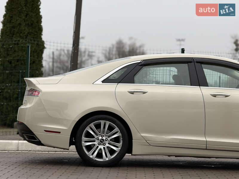 Седан Lincoln MKZ 2014 в Києві
