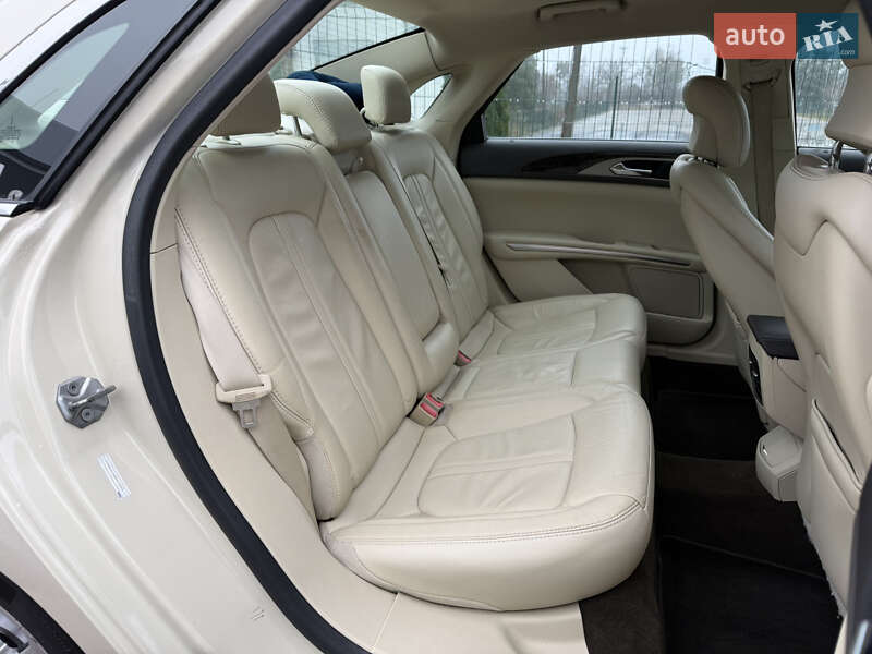 Седан Lincoln MKZ 2014 в Києві